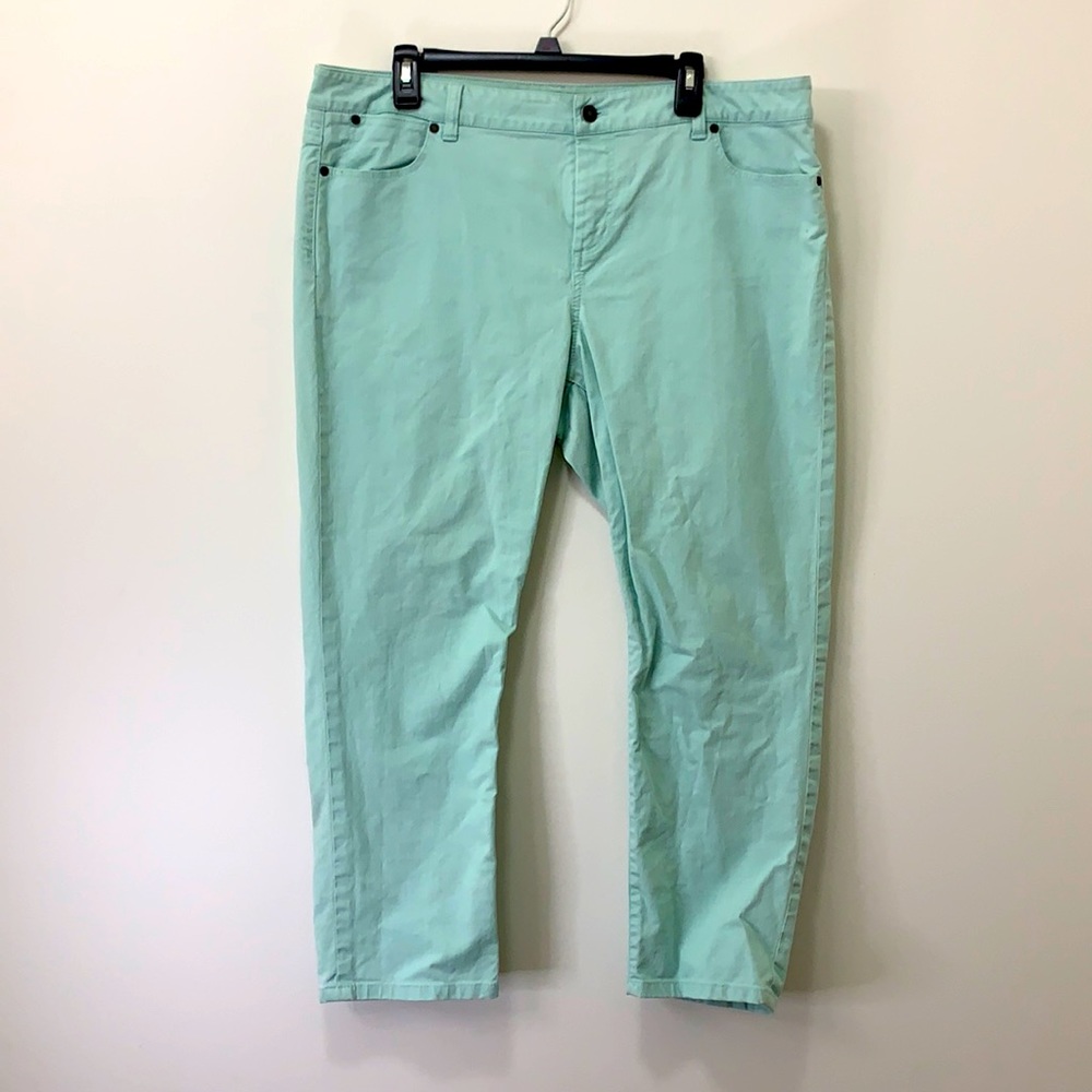 Talbot’s Signature Slim Crop Pant
